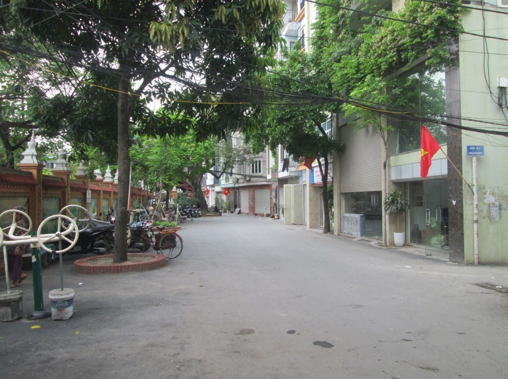 Tôi bán nhà ngõ 902 Kim Giang ô tô đỗ gần nhà, cạnh KĐT Linh Đàm 28m2 chỉ hơn 3 tỷ. 0989626116 3