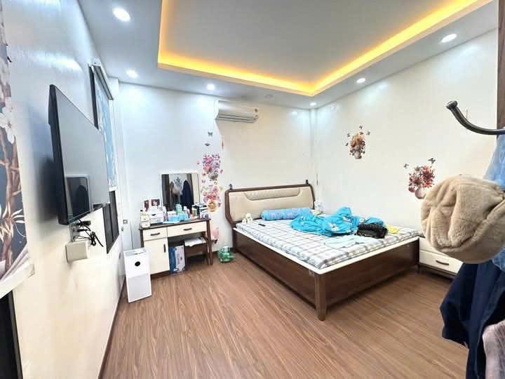 Tôi bán nhà mặt phố Lê Trọng Tấn KĐT Văn Phú gần tháp đồng hồ Văn Phú 100m2 chỉ 29.x tỷ. 3