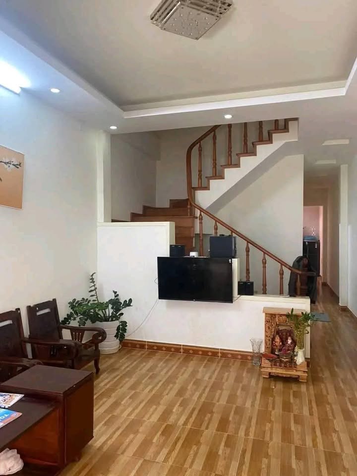 Bán Gấp Nhà Đẹp Sổ Xây Dựng Giá Mềm Tại Lữ Gia, P9, Đà Lạt chỉ 3 tỷ 990tr