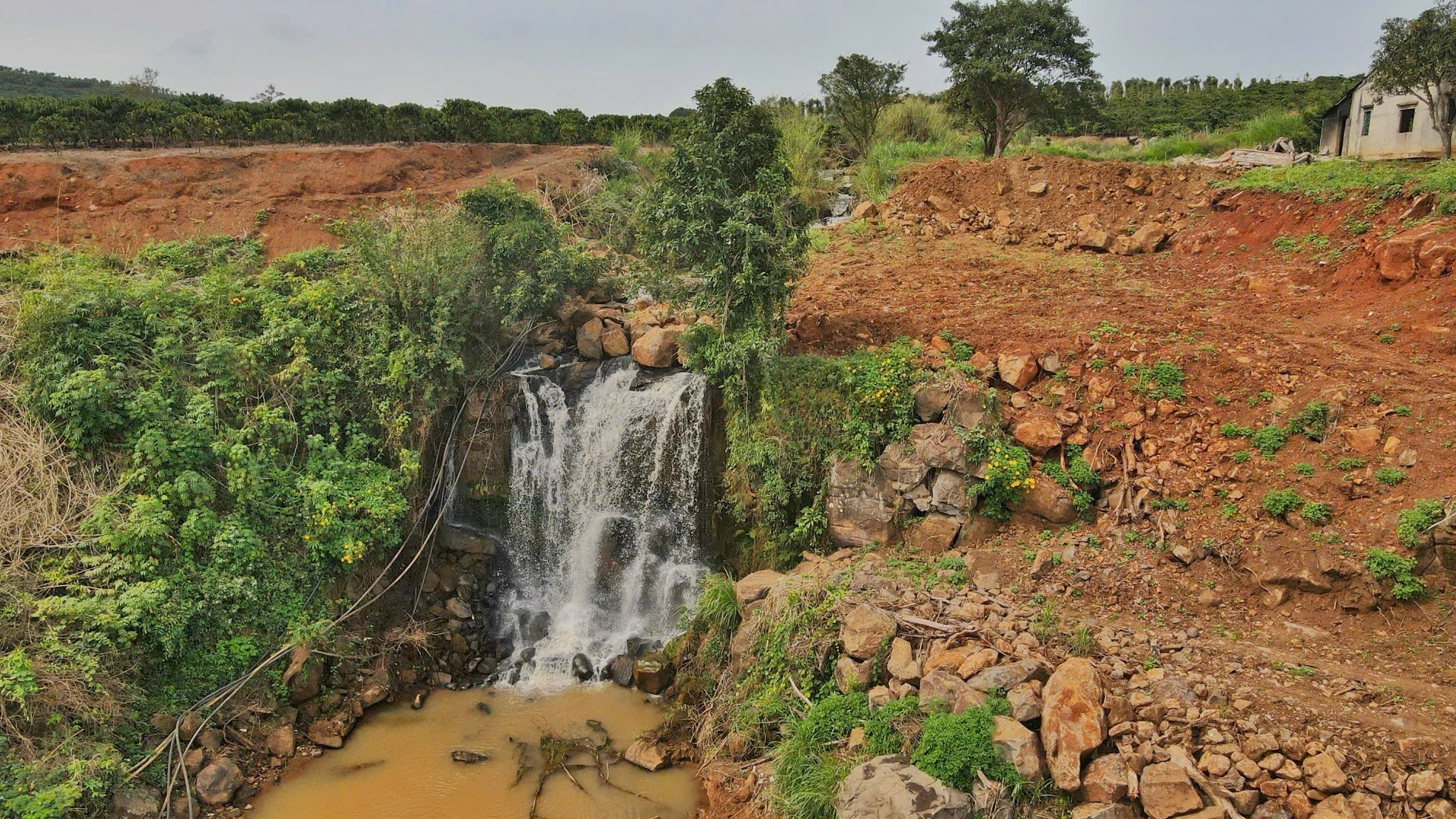 SIÊU PHẨM VIEW ĐỒI - SĂN MÂY – CÓ NHÀ – HỒ CÁ – THÁC NƯỚC 2
