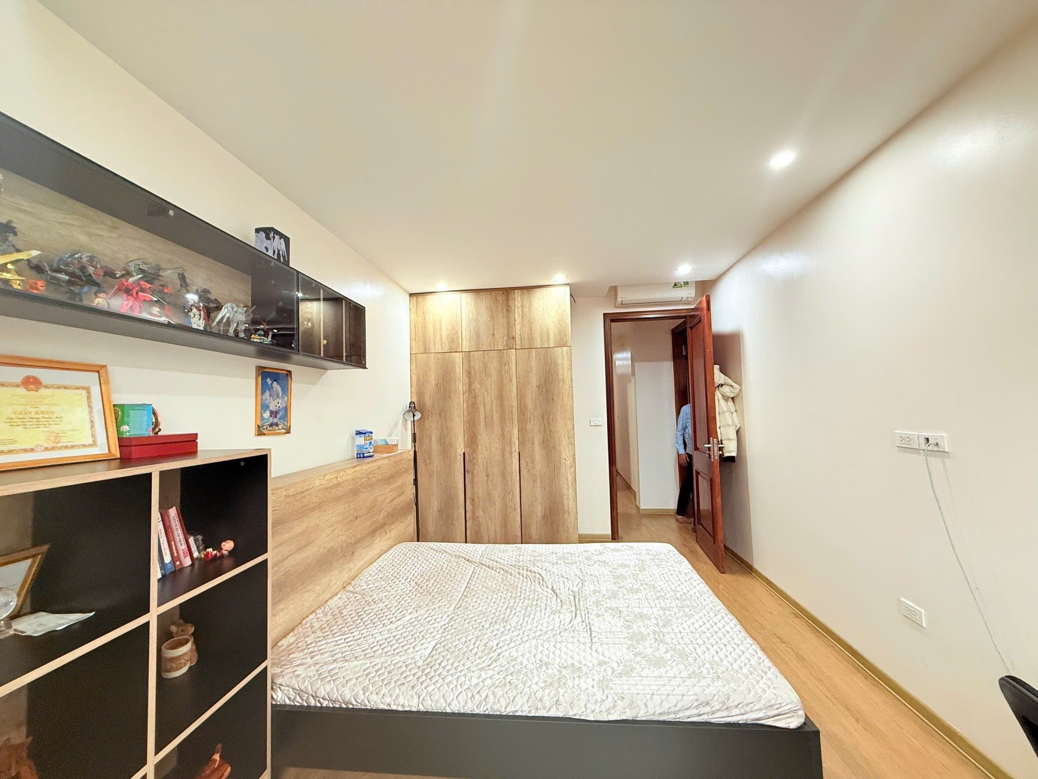 SIÊU VIP - 5 TẦNG PHỐ TRẦN QUỐC VƯỢNG – TRUNG TÂM CẦU GIẤY – 30M – GIÁ ĐẦU TƯ 7 TỶ 600 3