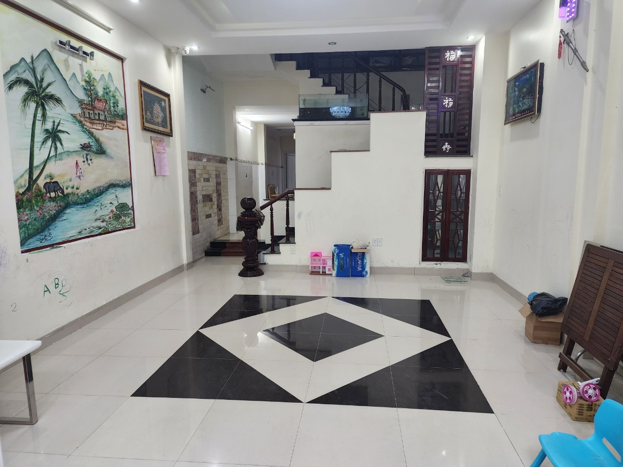 Nhà 3 tầng, 31 Hoàng Thúc Trâm,gần Sân Bay Đà Nẵng. giá 7.9 tỷ.