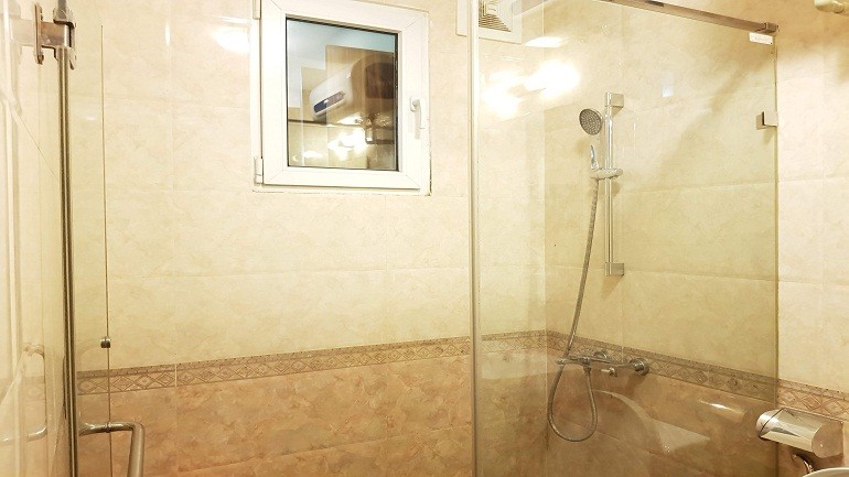 Cho thuê căn hộ dịch vụ tại Đặng Thai Mai, Tây Hồ, 45m2, 1PN, sân vườn, đầy đủ nội thất 10