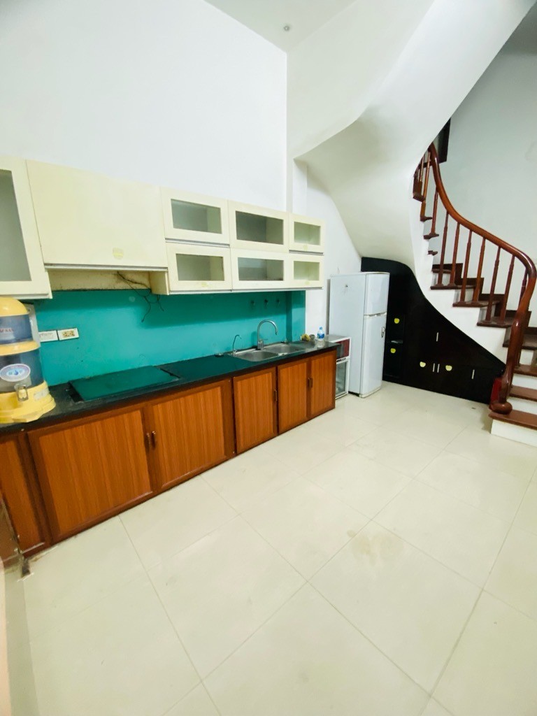 Bán nhà 5 tầng 42m2 phố Đào Tấn, Ba Đình, Oto đỗ cửa, 50m ra phố, Ngõ thông, Kinh doanh tốt 3