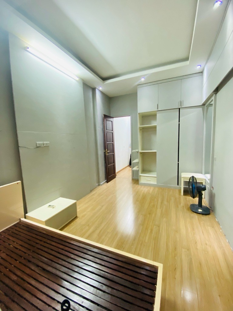Bán nhà 5 tầng 42m2 phố Đào Tấn, Ba Đình, Oto đỗ cửa, 50m ra phố, Ngõ thông, Kinh doanh tốt 5