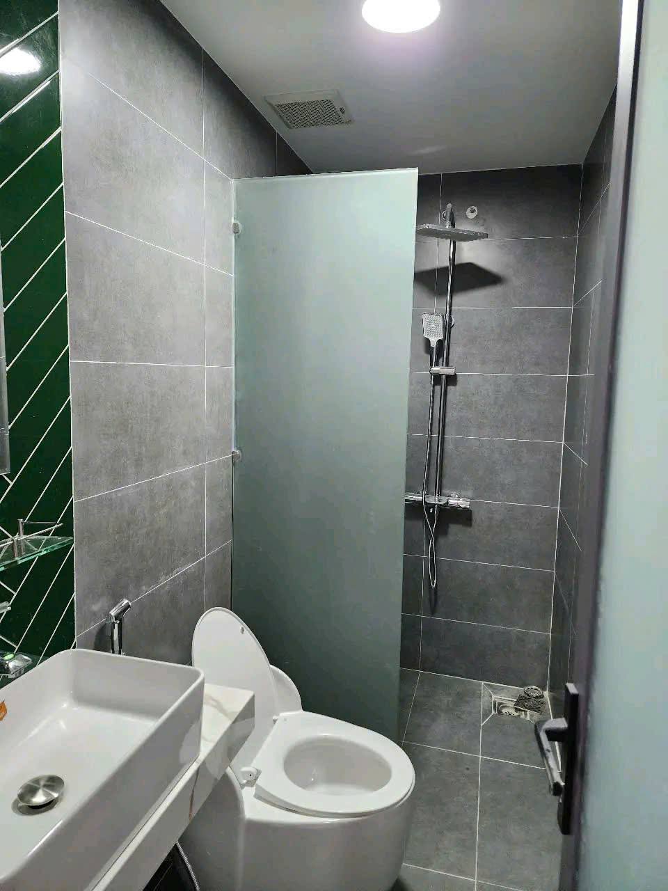 CẦN BÁN CĂN NHÀ NHƯ HÌNH TẠI P9 ĐÀ LẠT GIÁ CHỈ 3.4 TỶ 5