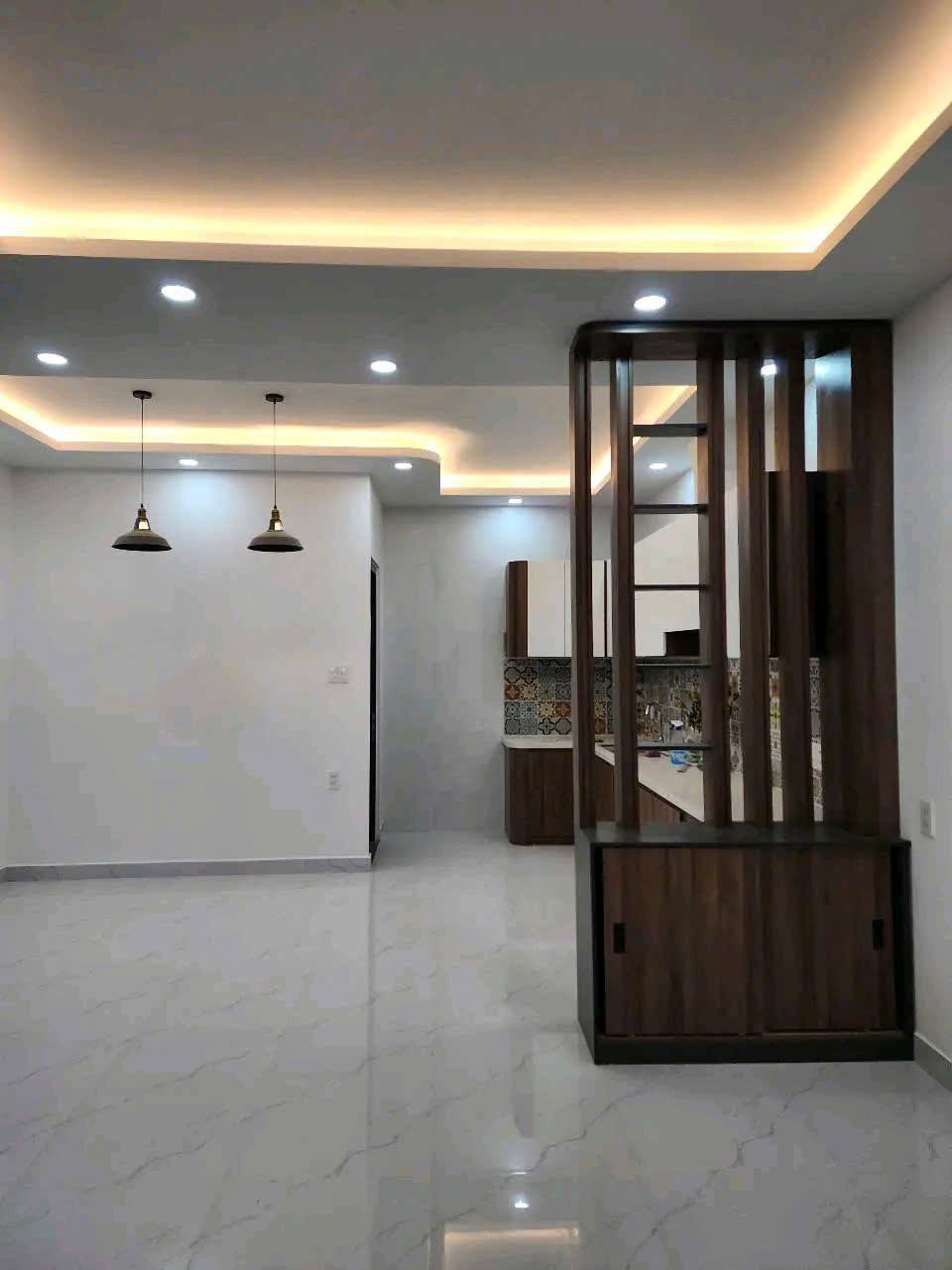 CẦN BÁN CĂN NHÀ NHƯ HÌNH TẠI P9 ĐÀ LẠT GIÁ CHỈ 3.4 TỶ 2