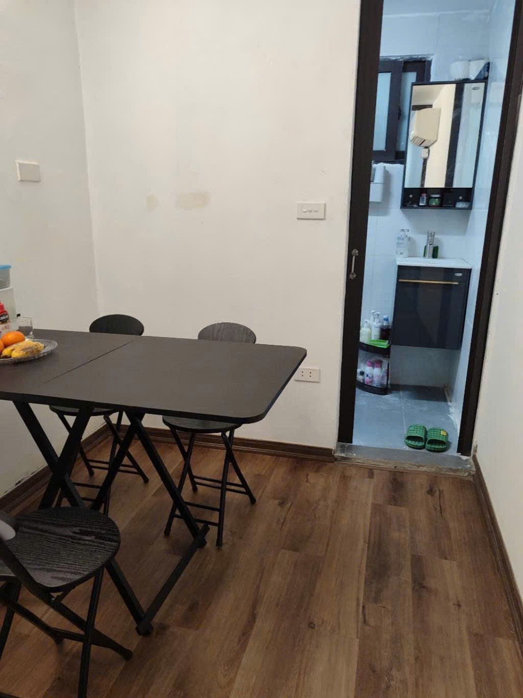 Bán nhà nguyên căn ngõ 381 Bạch Mai, Hai Bà Trưng 20m x 5T giá 3.45 tỷ, sổ đỏ GD 2