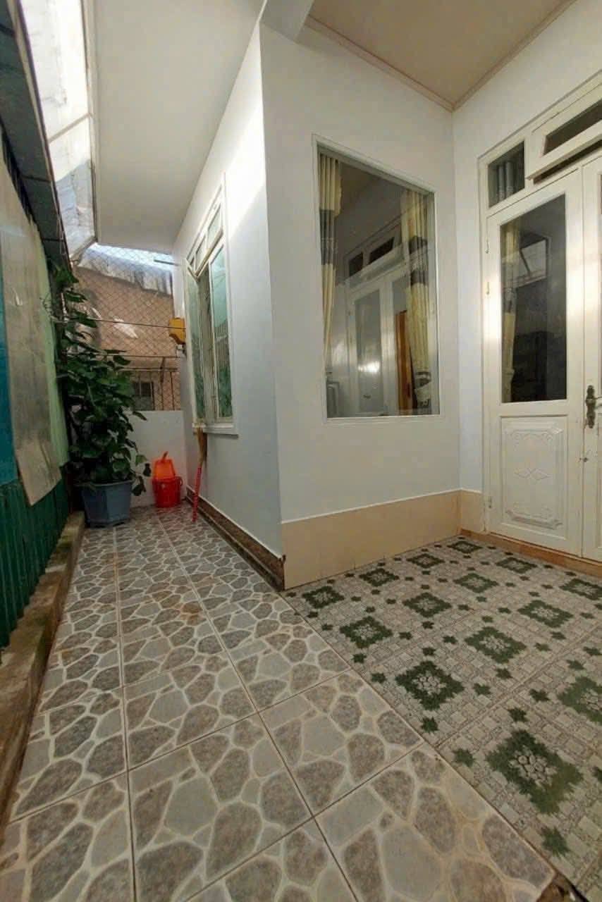BÁN GẤP NHÀ SRXD NGAY GA ĐÀ LẠT GIÁ RẺ 3.29 TỶ 4