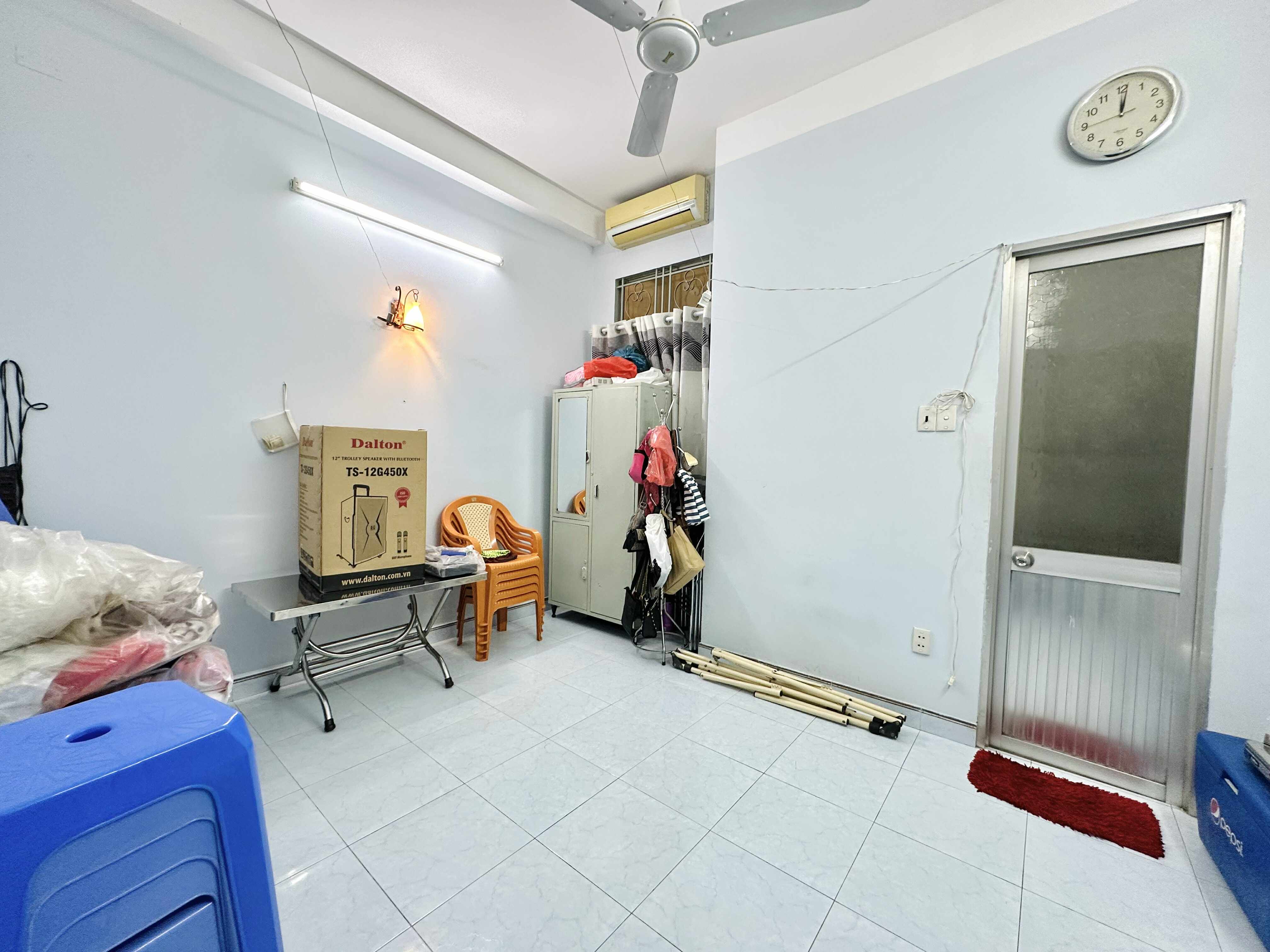NHÀ PHAN VĂN TRỊ 4 TẦNG HẺM OTO 8m - 52m2 (4×13) SỔ VUÔNG A4 - GIÁ 9.2 TỶ 2