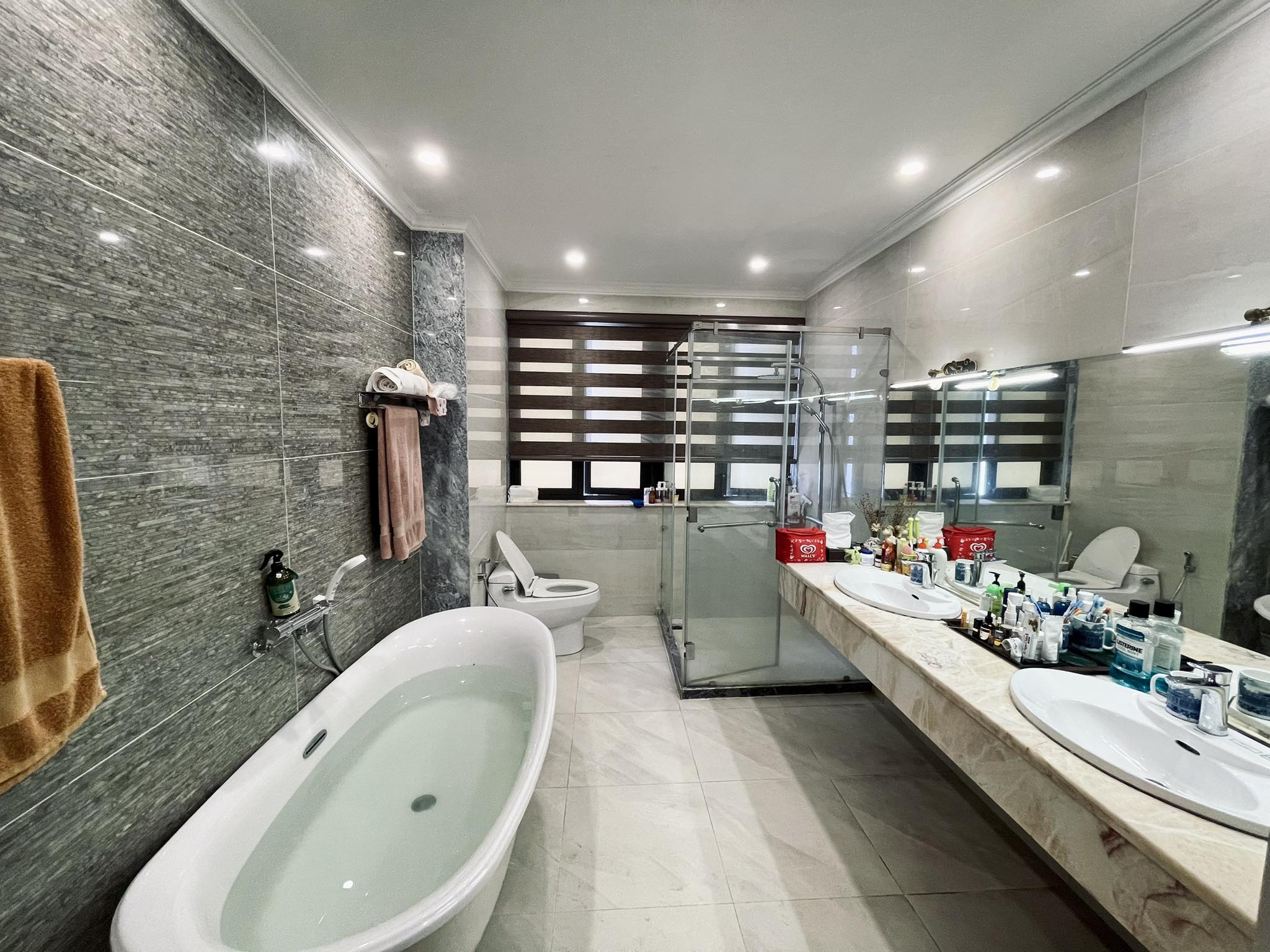 BIỆT THỰ 200M2 ĐƯỜNG 16M ĐẶNG THUỲ TRÂM - 4 TẦNG (10 × 20) - GIÁ 32T 9