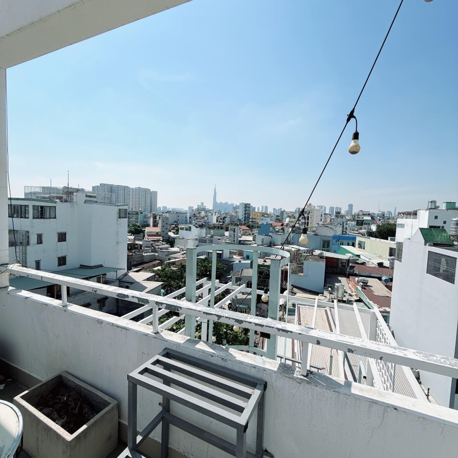 NƠ TRANG LONG - CHDV 150m2 GỒM 31 PHÒNG CHO THUÊ KÍN - DÒNG TIỀN 1.3 TỶ/NĂM - GIÁ 22T 5
