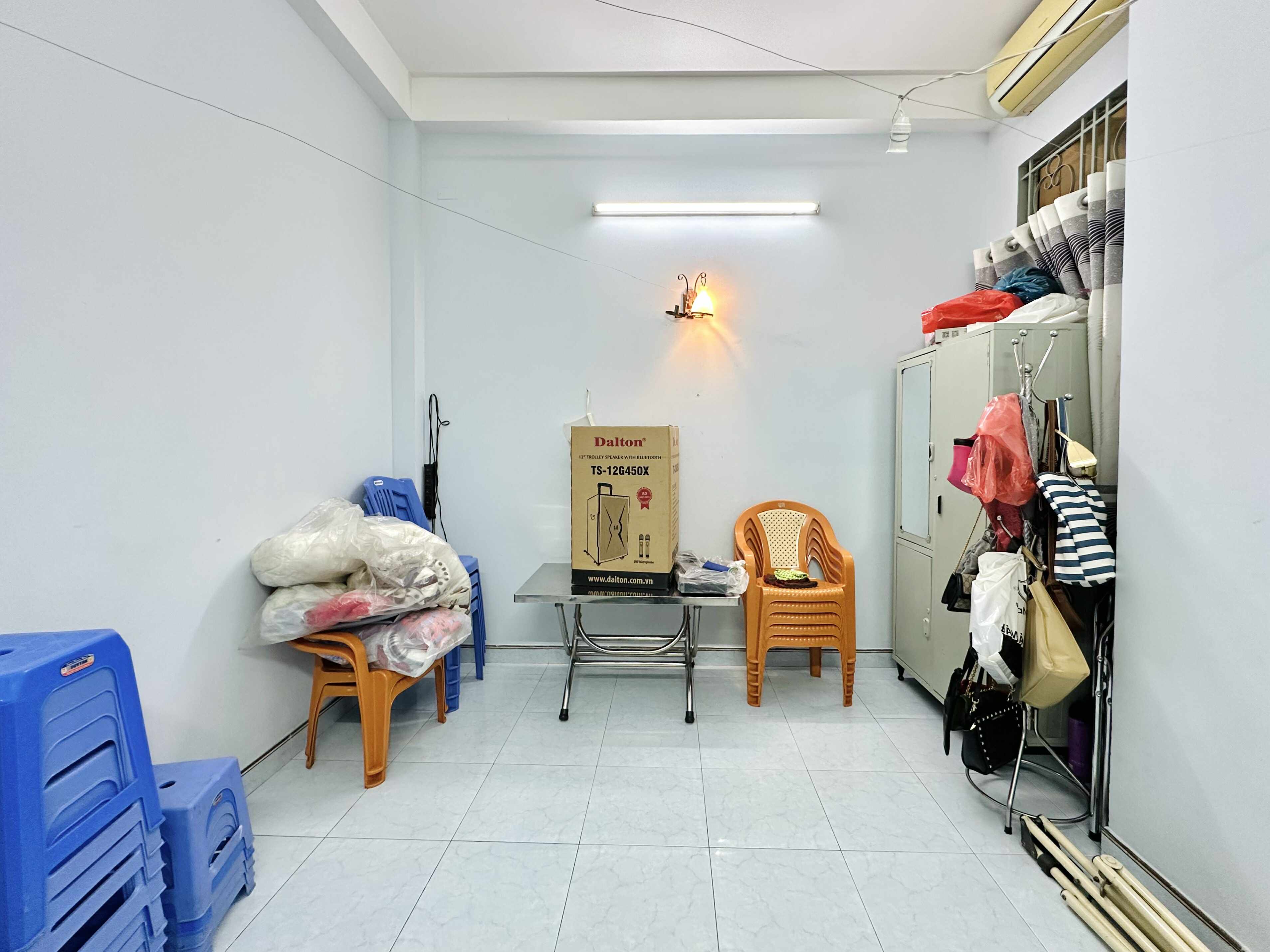 NHÀ PHAN VĂN TRỊ 4 TẦNG HẺM OTO 8m - 52m2 (4×13) SỔ VUÔNG A4 - GIÁ 9.2 TỶ 4