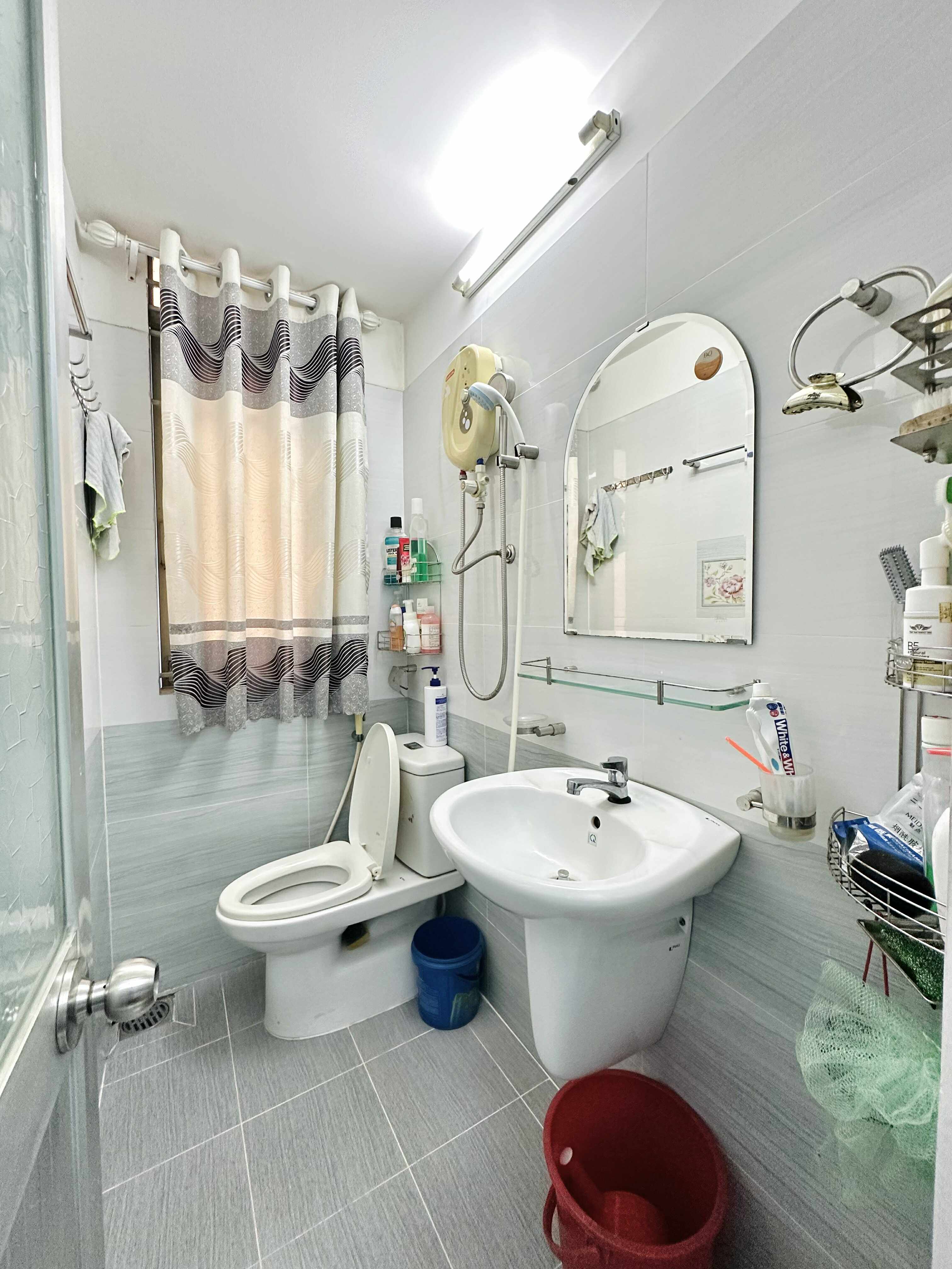 NHÀ PHAN VĂN TRỊ 4 TẦNG HẺM OTO 8m - 52m2 (4×13) SỔ VUÔNG A4 - GIÁ 9.2 TỶ 6