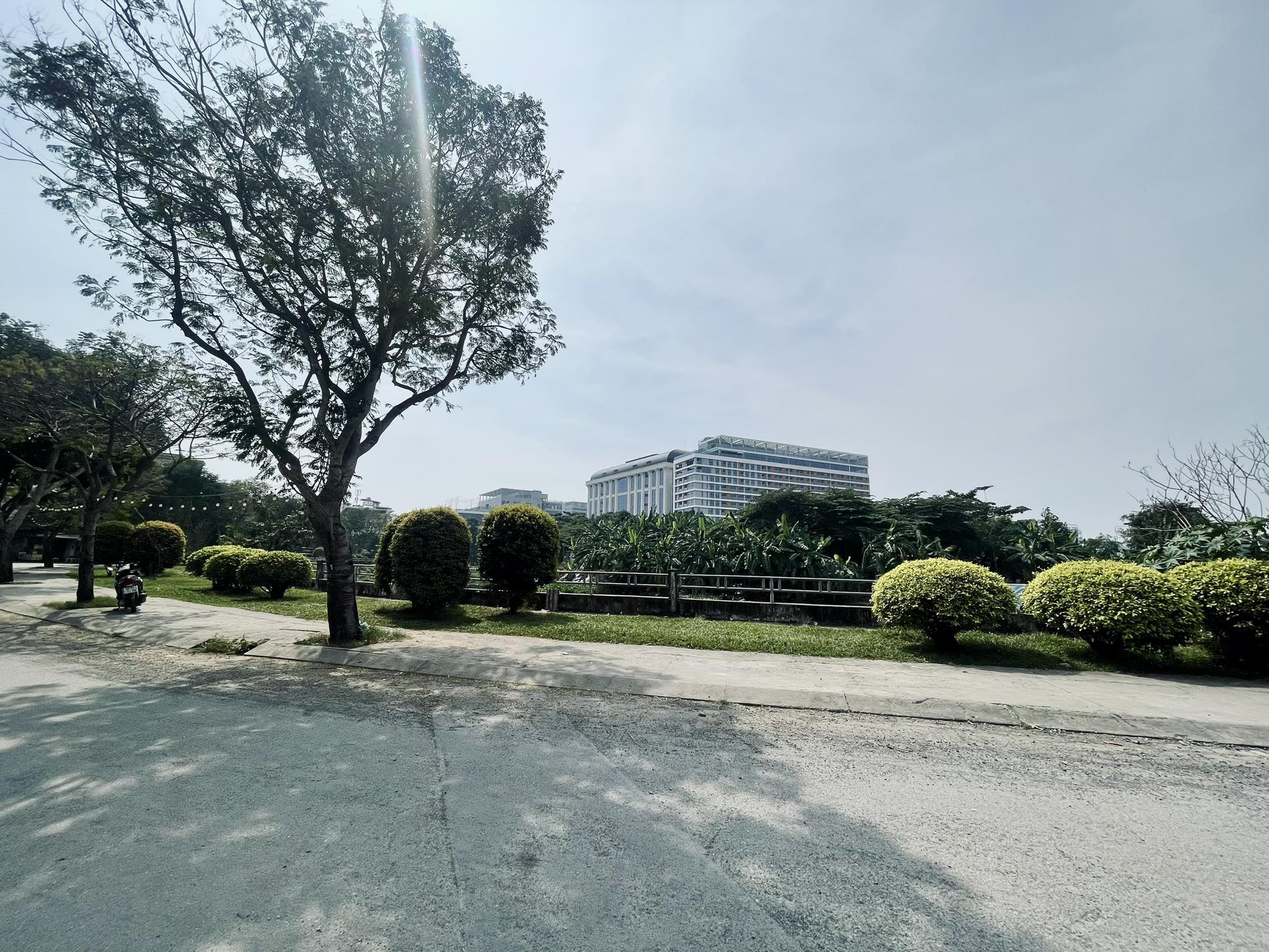 BIỆT THỰ 200M2 ĐƯỜNG 16M ĐẶNG THUỲ TRÂM - 4 TẦNG (10 × 20) - GIÁ 32T 19