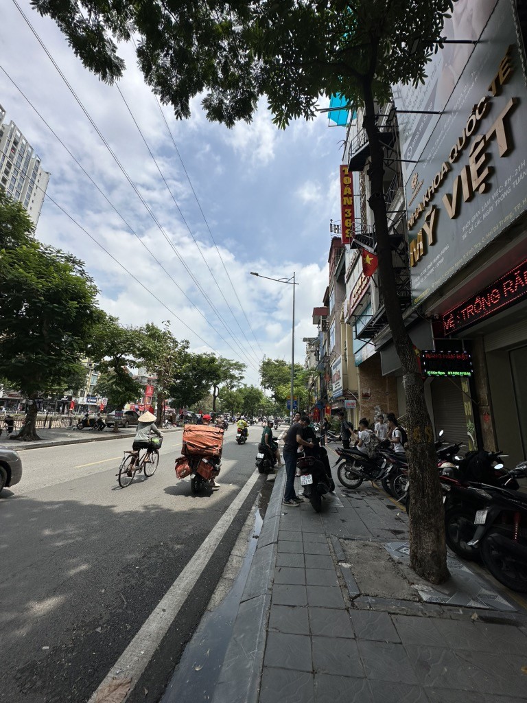 Cần bán Nhà mặt tiền đường Kim Ngưu, Phường Vĩnh Tuy, Diện tích 70m², Giá 31 Tỷ