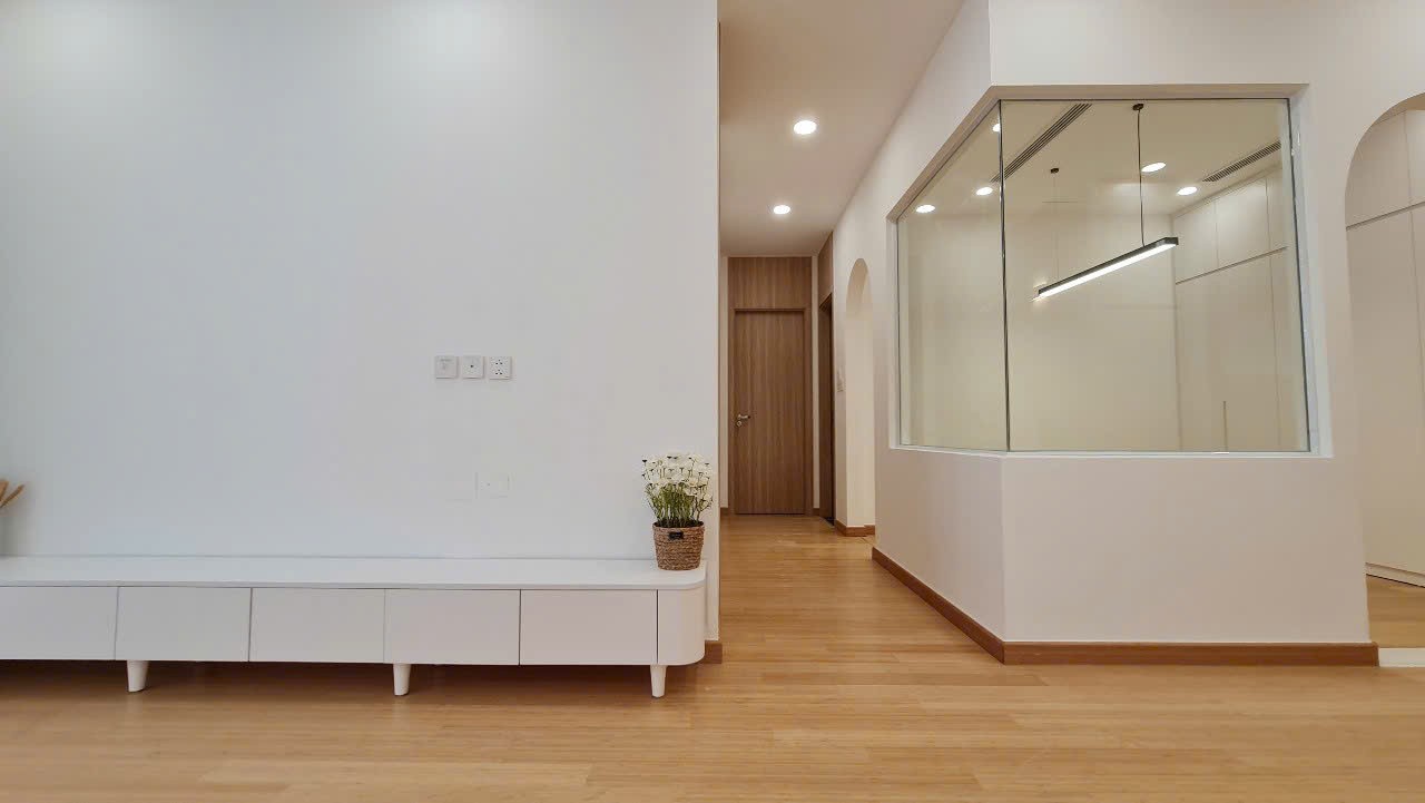 Căn hộ 2 ngủ, 95 mét vuông- The Zei, Lê Đức Thọ. Bao nội thất cao cấp. 3