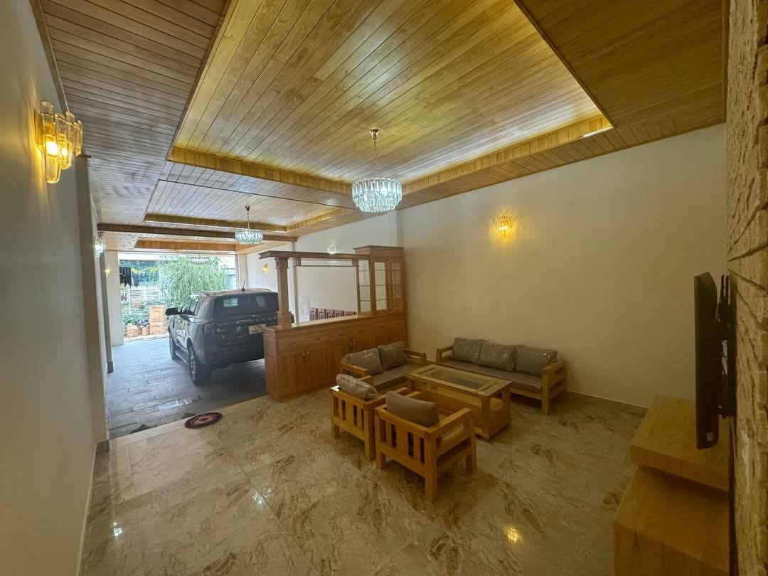 CẦN TIỀN BÁN NHÀ MẶT TIỀN KINH DOANH ĐƯỜNG TÔ NGỌC VÂN TRUNG TÂM ĐÀ LẠT 157m2 4