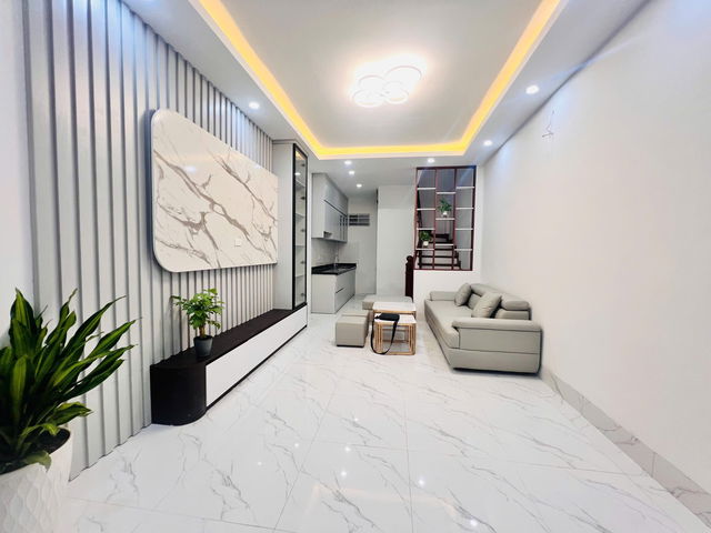 BÁN NHÀ ĐẸP TRẦN QUỐC VƯỢNG – TRUNG TÂM CẦU GIẤY – GIÁ CHỈ 7 TỶ 500.