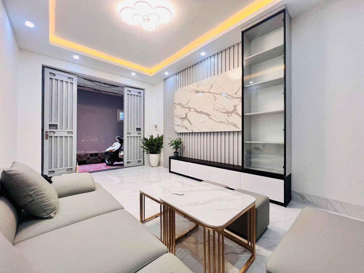 BÁN NHÀ ĐẸP TRẦN QUỐC VƯỢNG – TRUNG TÂM CẦU GIẤY – GIÁ CHỈ 7 TỶ 500. 3