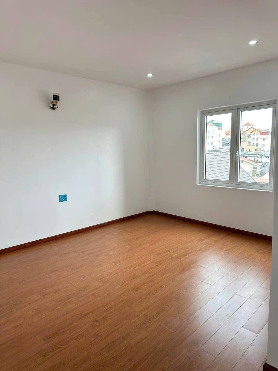 GIẢM GIÁ BÁN GẤP NHÀ GẦN TRUNG TÂM ĐƯỜNG TRẦN PHÚ, ĐÀ LẠT GIÁ CHỐT 9 TỶ 3
