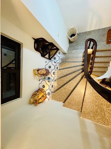 NHỈNH 5 TỶ CÓ NGAY NHÀ ĐẸP LUNG LINH - 5 TẦNG TRUNG TÂM HAI BÀ TRƯNG - SÁT PHỐ Ô TÔ GẦN - BA GÁC 4