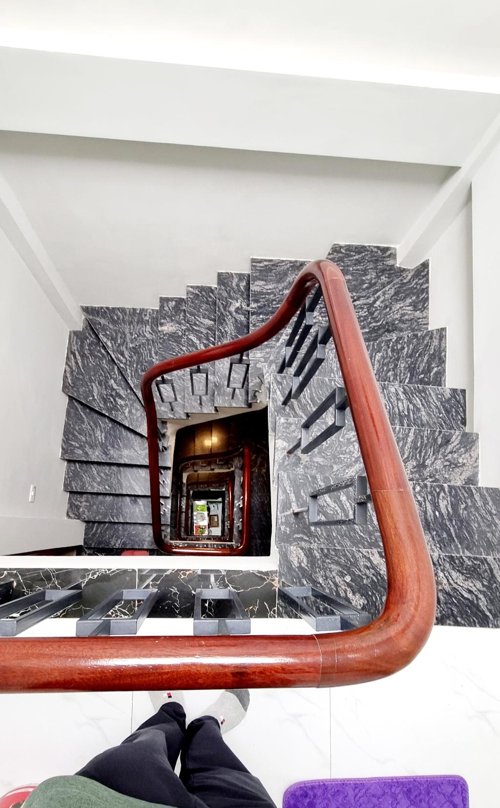 Cần bán Nhà mặt tiền đường Trương Định, Phường Thịnh Liệt, Diện tích 45m², Giá 10 Tỷ 5