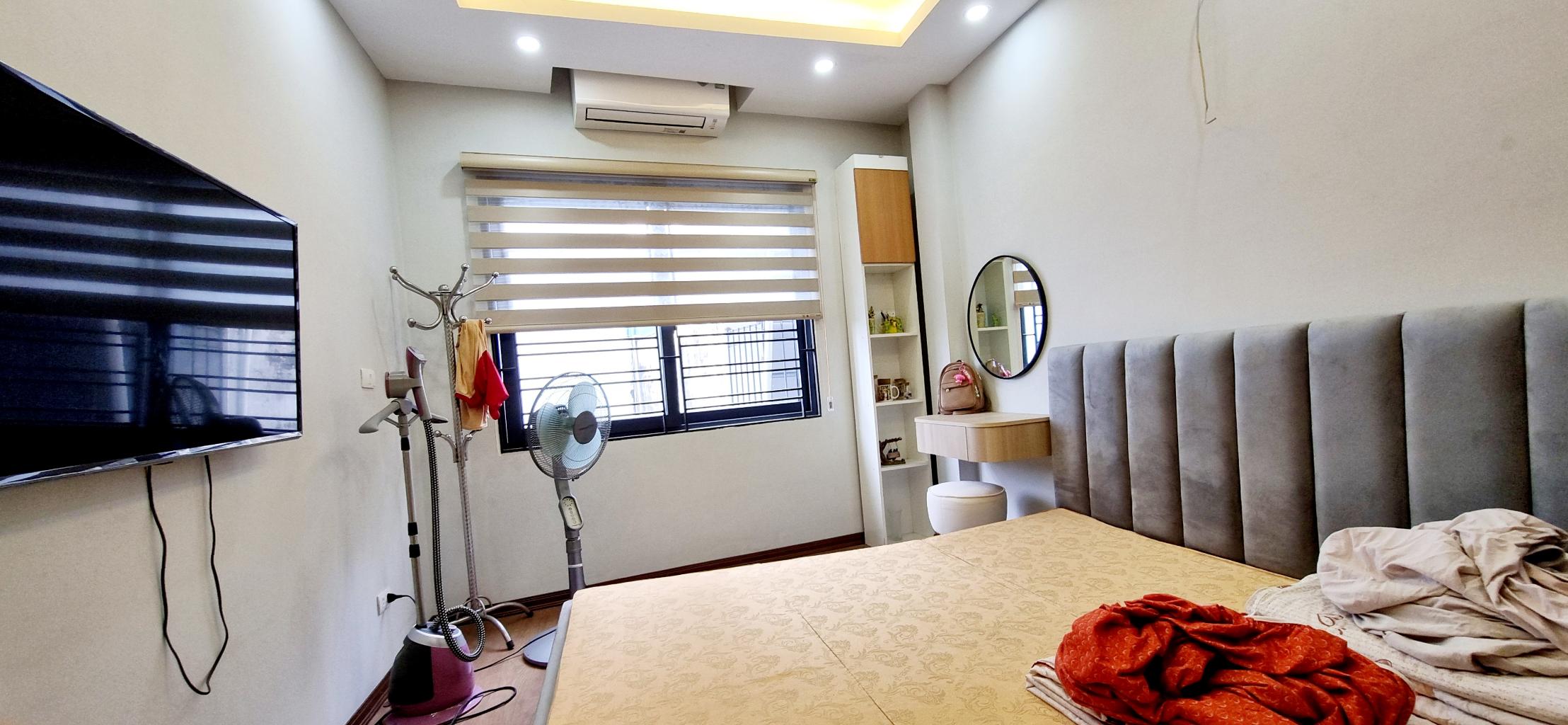 Cần bán Nhà mặt tiền đường Trương Định, Phường Thịnh Liệt, Diện tích 45m², Giá 10 Tỷ 4