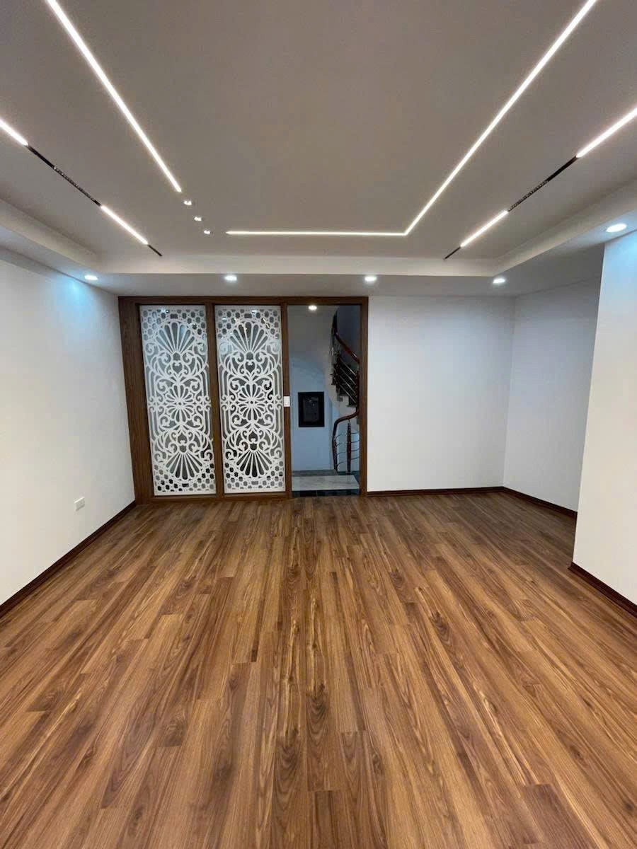SIÊU VIP - 5 TẦNG PHỐ TRẦN QUỐC VƯỢNG – TRUNG TÂM CẦU GIẤY – 30M – GIÁ ĐẦU TƯ 7 TỶ 600 2