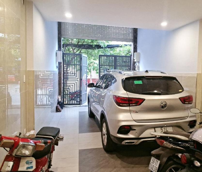 Mặt tiền kinh doanh Cao Lỗ 4x20, hàng xóm Parc Mall chỉ 14 tỷ 2