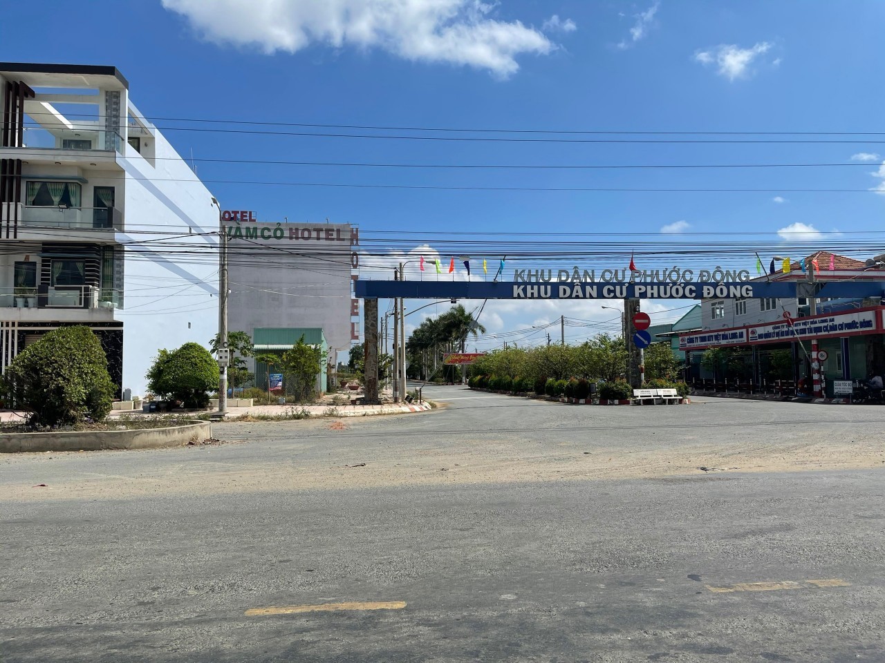 Đất nền dãy biệt thự 200m2 kdc Phước Đông giá ngộp rẻ cho khách mua 1 tỏi 650tr