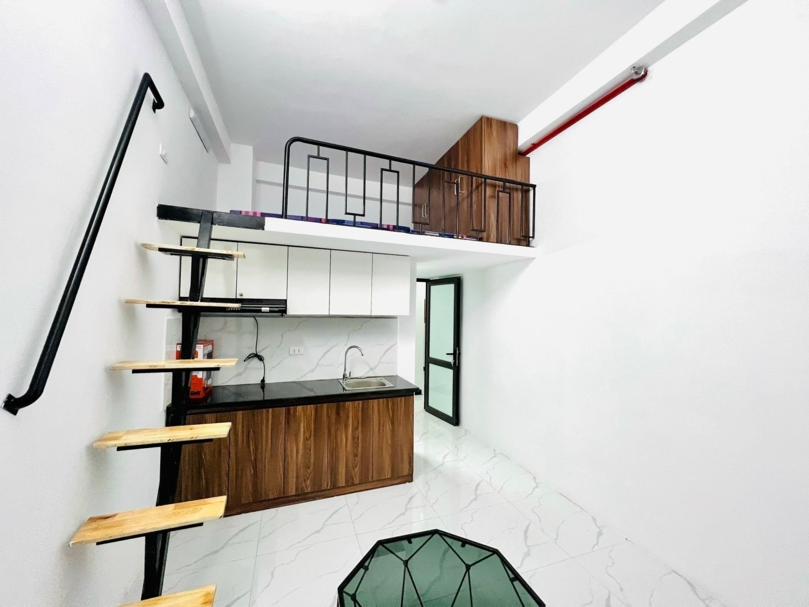 TÒA CHDV LƯƠNG THẾ VINH 180M2 7 TẦNG 40PKK DOANH THU 2 TỶ/NĂM GIÁ 30 TỶ 3