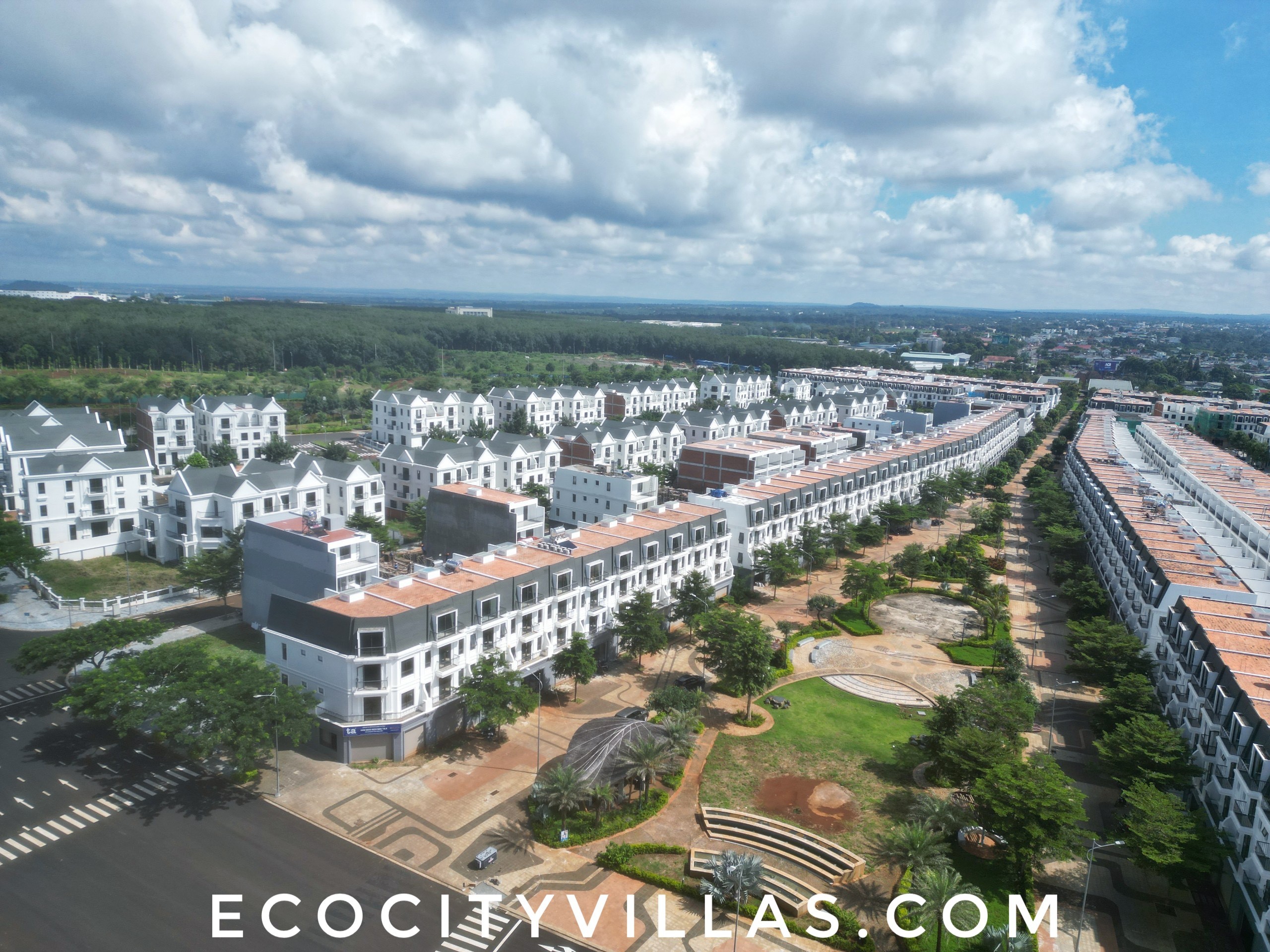 Bán 2 căn shophouse, đã có sổ, 157m2, đường 24m dự án Ecocity 3