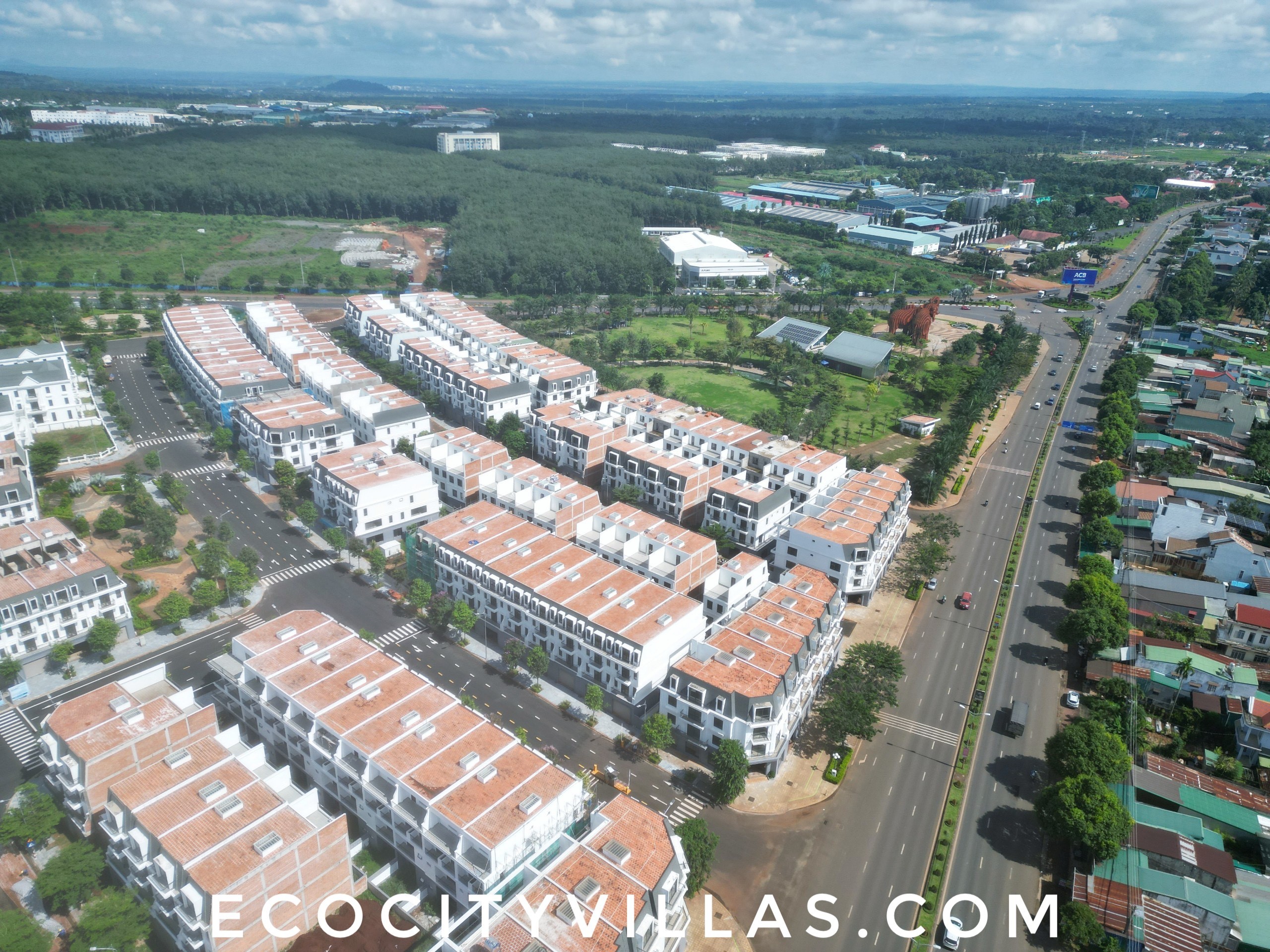Bán 2 căn shophouse, đã có sổ, 157m2, đường 24m dự án Ecocity 4