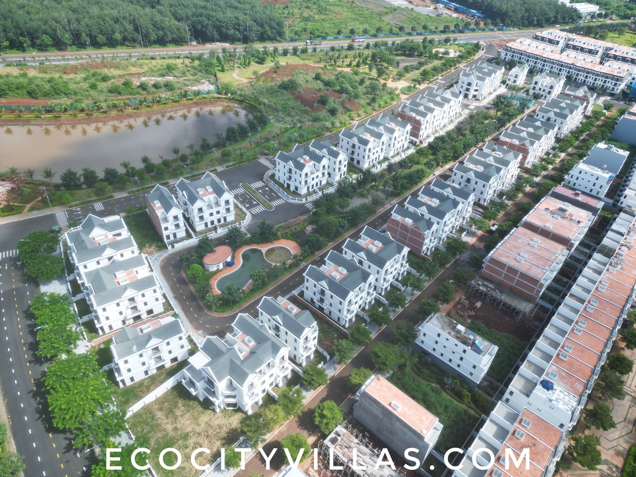 Bán 2 căn shophouse, đã có sổ, 157m2, đường 24m dự án Ecocity 5
