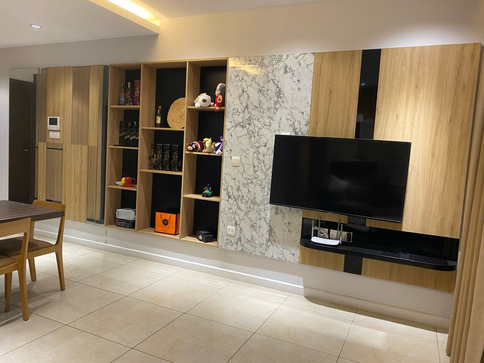 BÁN CĂN 2PN hoa hậu tại C6 Vinhomes D'capitale – GIÁ 8.1 tỷ 3
