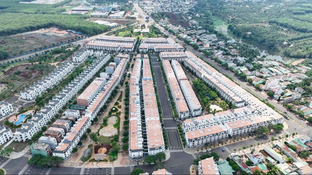 Cần bán nhà phố phân khu Madrid dự án Ecocity giá 5.7 tỷ 5