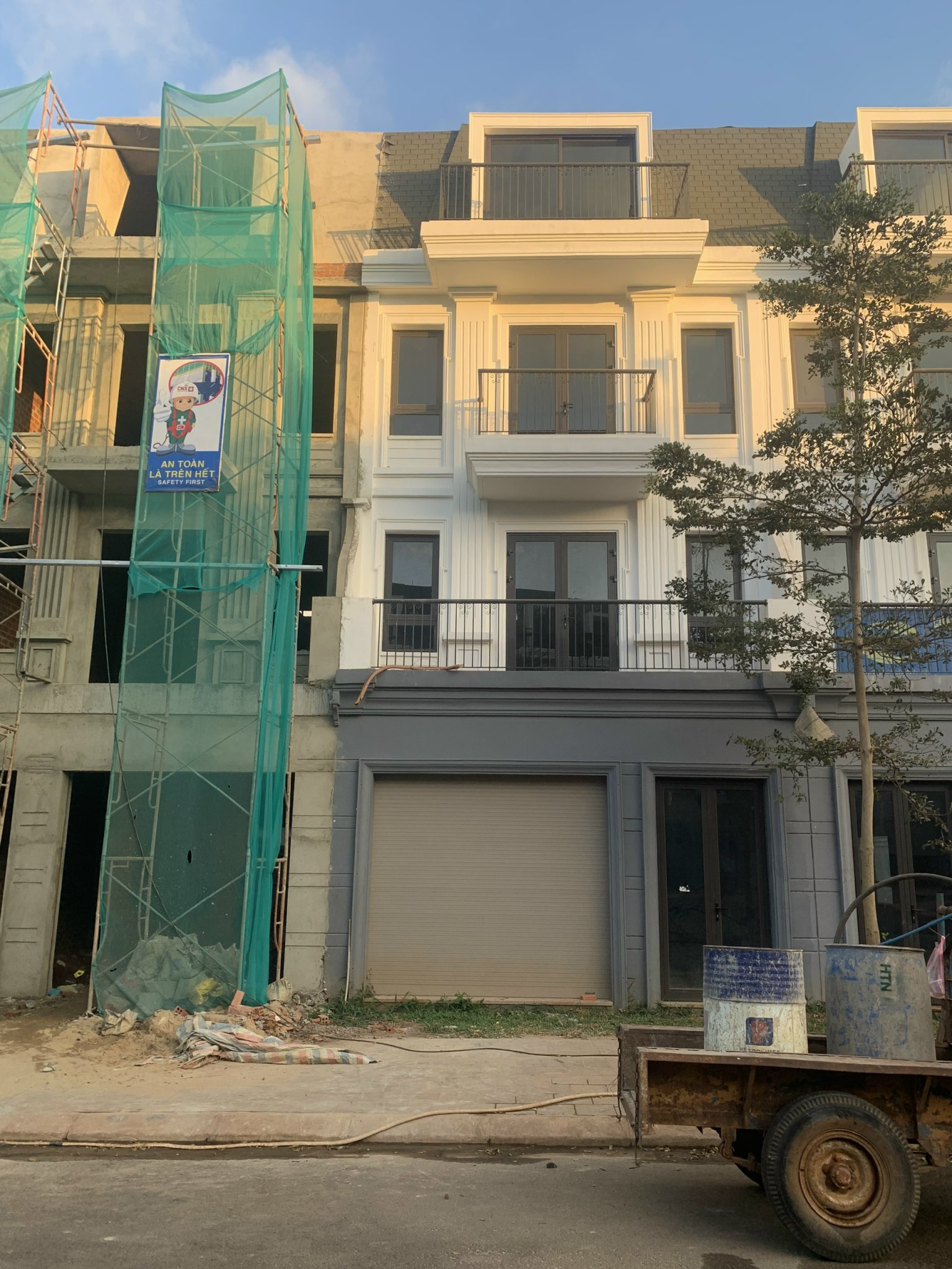 Nhà phố view hoa viên, hướng Đông Nam dự án Ecocity giá chỉ 5.5 tỷ 3