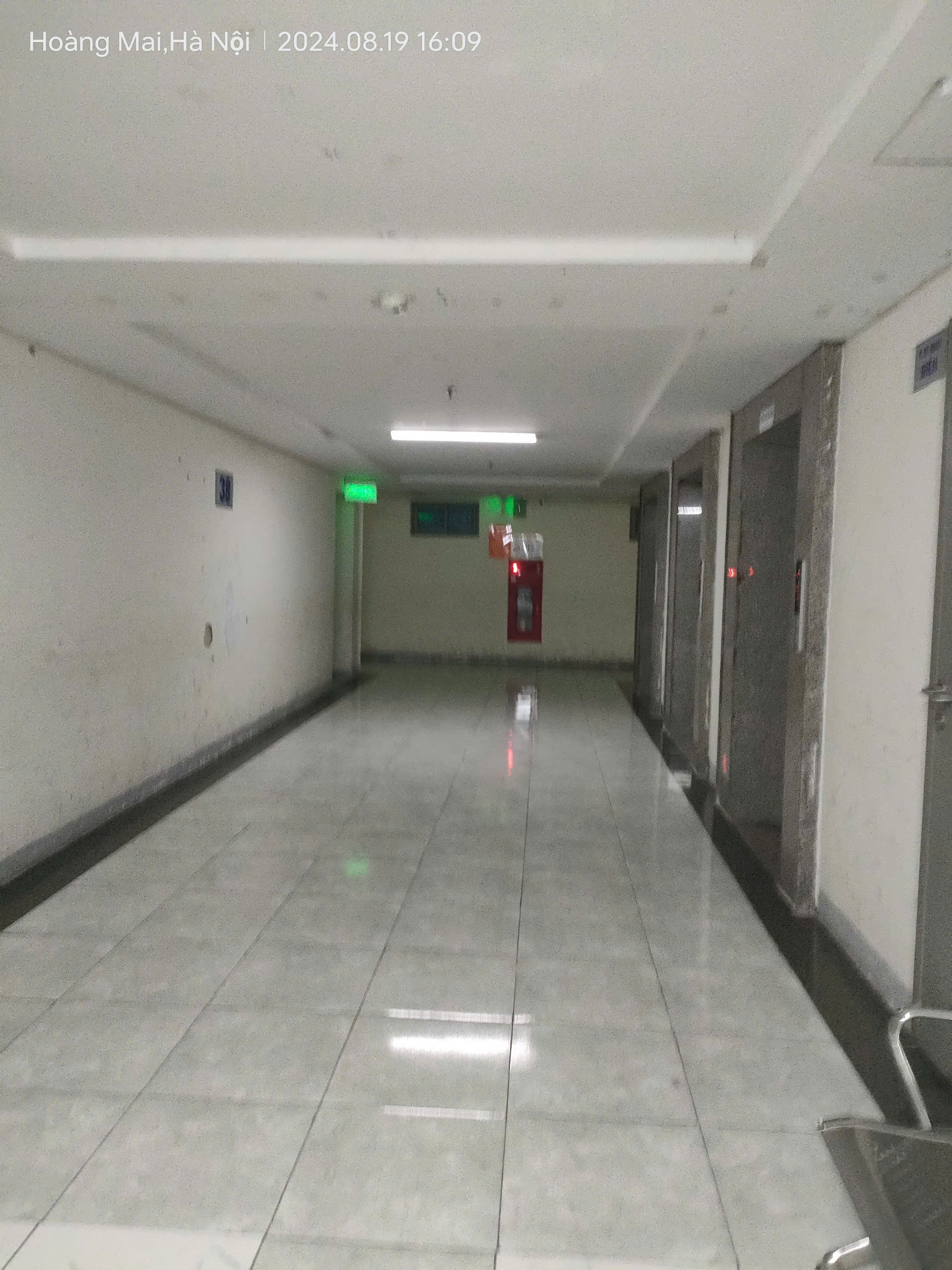 Cho thuê gấp giá rẻ Trương Định 100m, 1 sàn, mặt tiền 5m, 10 tr/th Hoàng Mai. 2