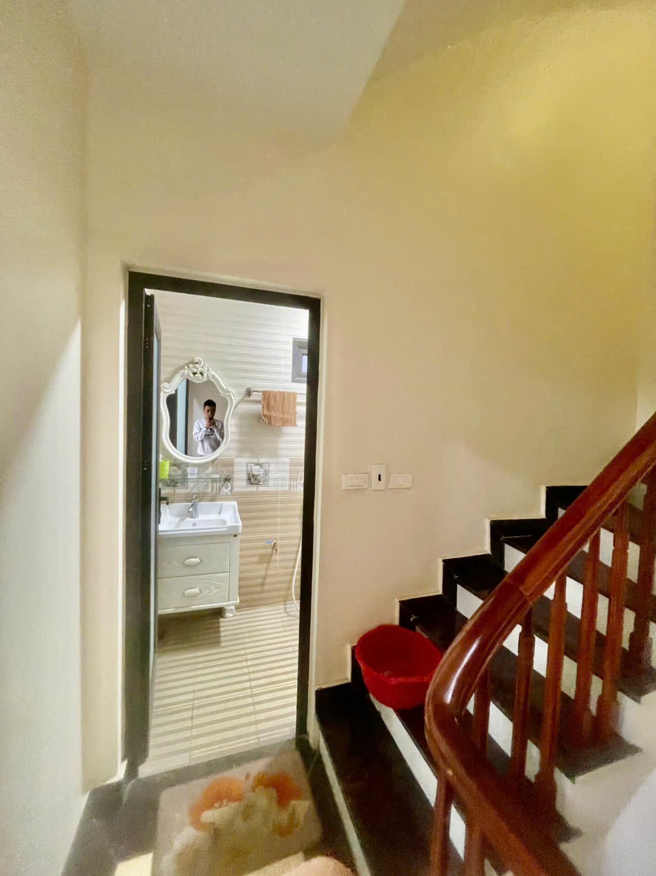 Cho thuê nhà làm CDDV Nguyễn Khang, Cầu Giấy 55m x 4T, 5PN4VS, ngõ ô tô giá 18 triệu 6