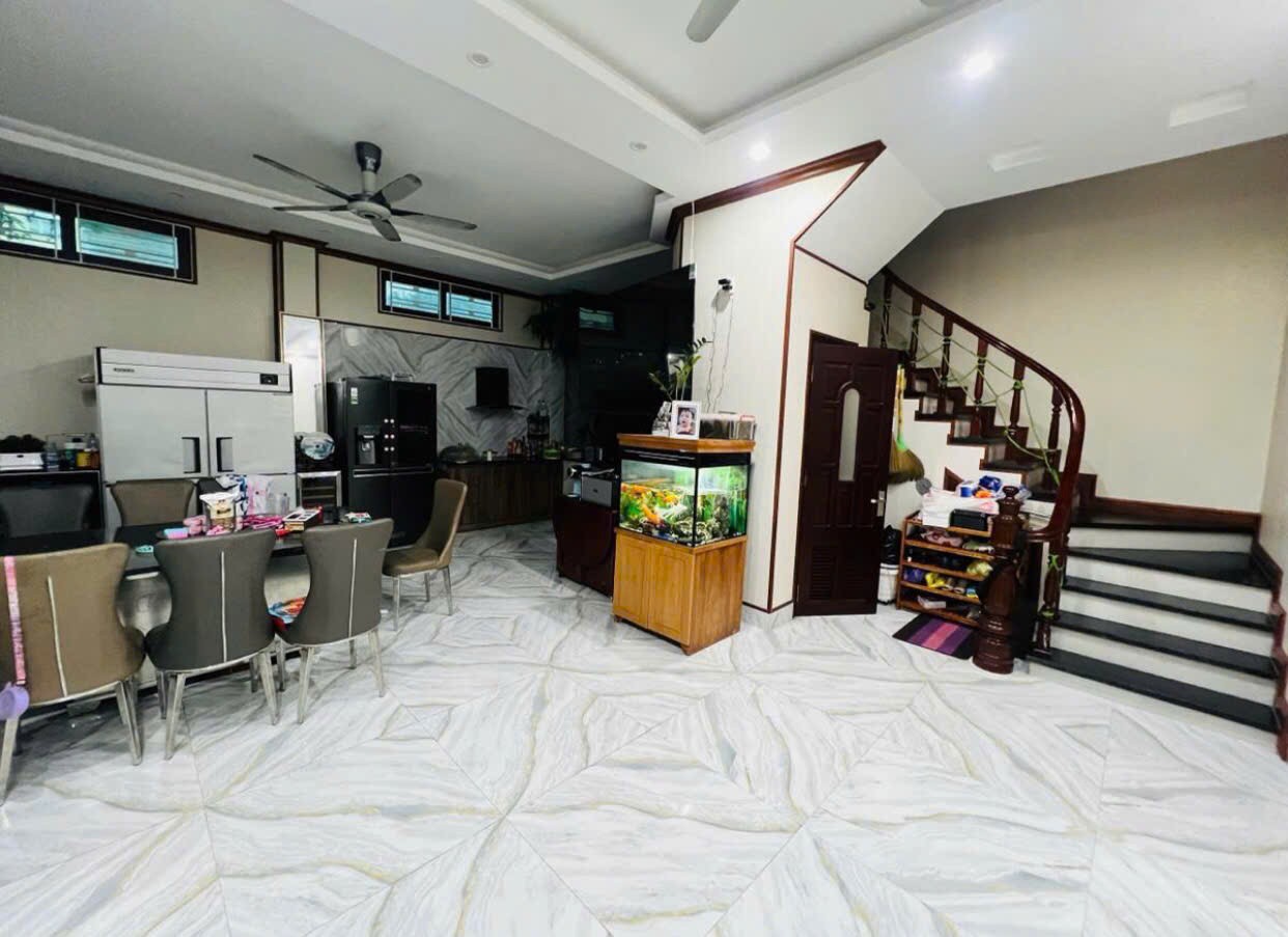 CHỈ 490 TRIỆU M CÓ NHÀ MP ĐỘI NHÂN 102M 4 TẦNG MT 7M KD ĐỈNH GIÁ 50 TỶ 0878168006 5