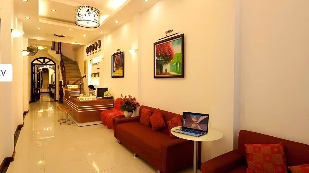 Mặt Phố Hàng Bạc 110M2 5 Tầng 18 Phòng Ô CHỜ THANG MÁY 78 Tỷ 3