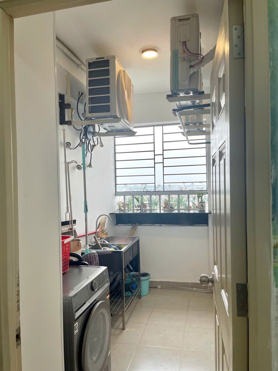 Cần bán chung cư 2pn ngay amata có nội thất giá rẻ 4