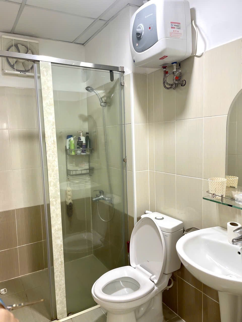 Cần bán chung cư 2pn ngay amata có nội thất giá rẻ 6