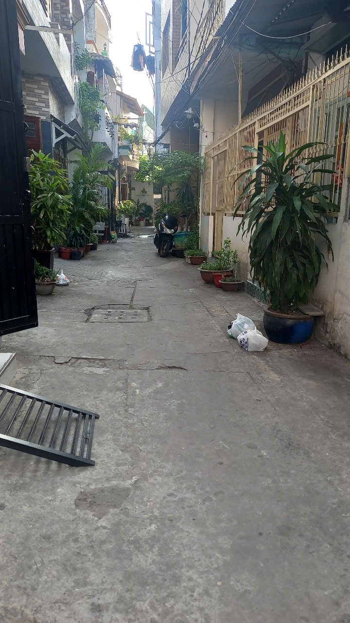 HOT, CẦN BÁN GẤP NHÀ NỞ HẬU GIÁ RẼ ĐƯỜNG 16 [P4, Q8] 44M2 (3.6X12M), 2T. 3PN CHỈ 3.25 TỶ 4