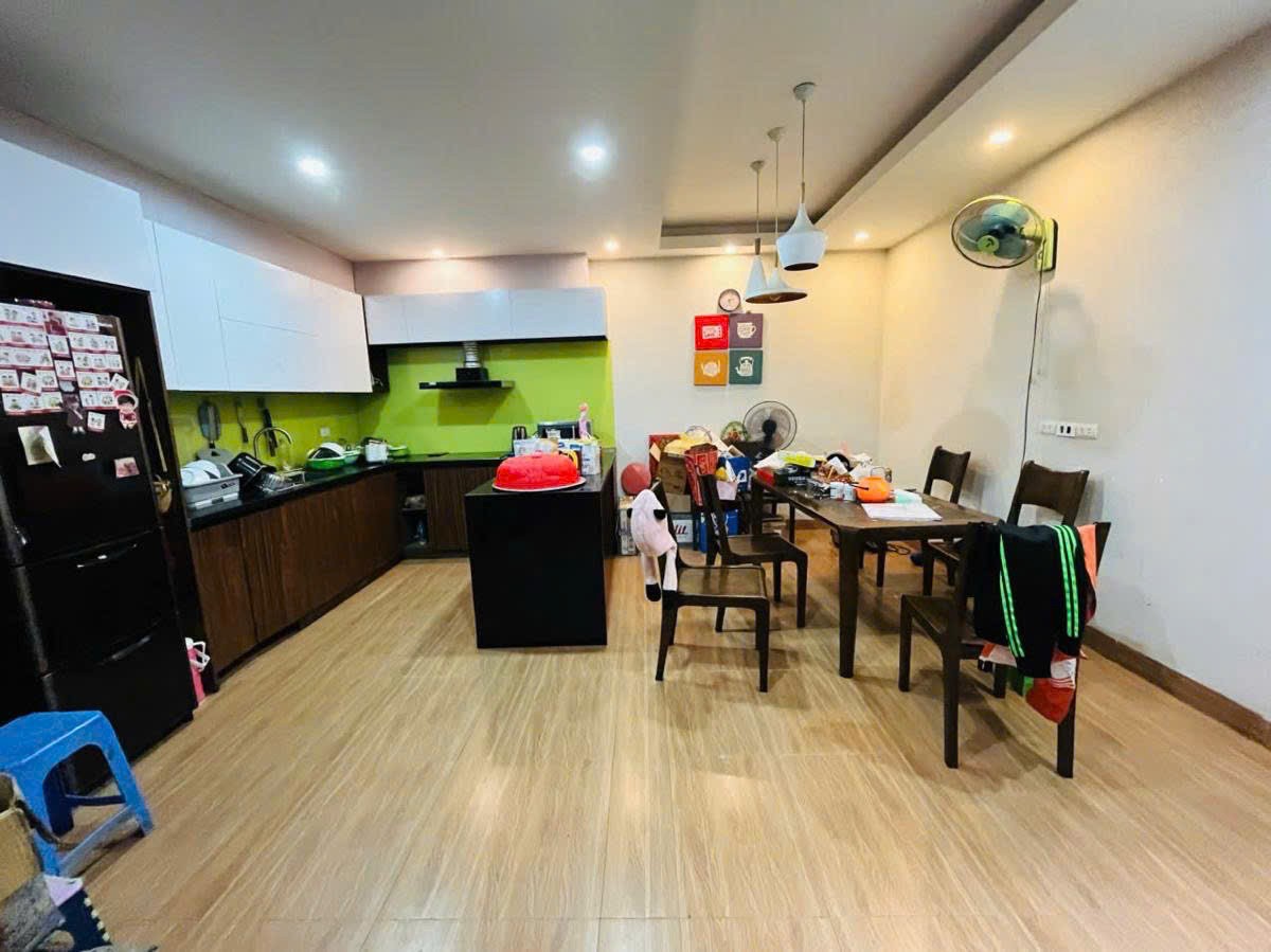 TRUNG TÂM QUẬN HAI BÀ TRƯNG - SÁT PHỐ - DÂN XÂY - DIỆN TÍCH RỘNG 58M x 5T, NHỈNH 9 TỶ 0965549363 3