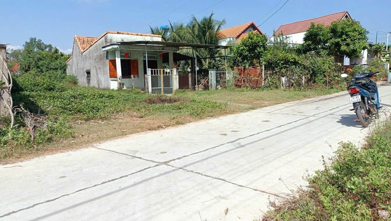 Bán đất nằm ngay 2 trường học Ninh Đa Ninh Hòa giá chỉ 5tr1 0985451850