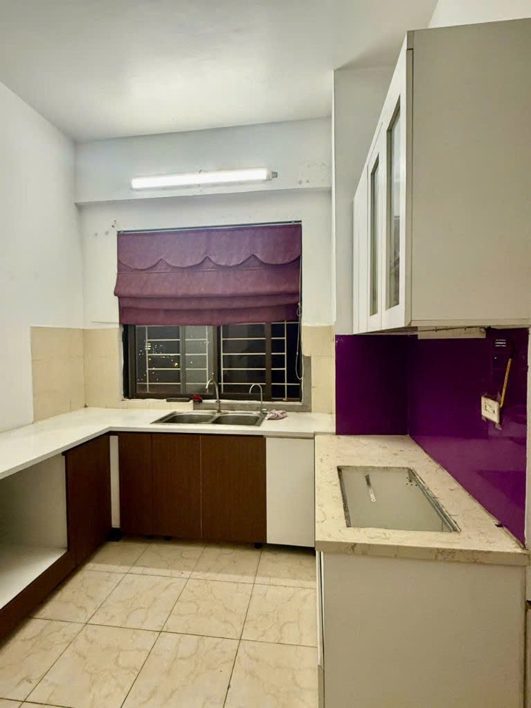 Cho thuê căn hộ 1204 CT4-5 Yên Hoà – Cầu Giấy, mặt đường Dương Đình Nghệ, 13 triệu/tháng 3