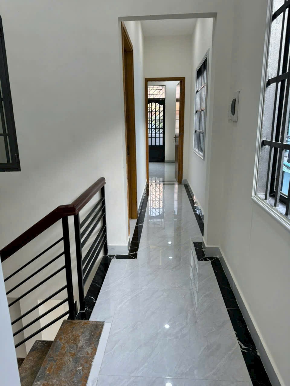 Nhà hẻm góc 2 mt hẻm Hương Lộ 3, Bình Hưng Hòa dt 66,8m2 1 lầu 2pn 2wc giá 6,3 tỷ 8