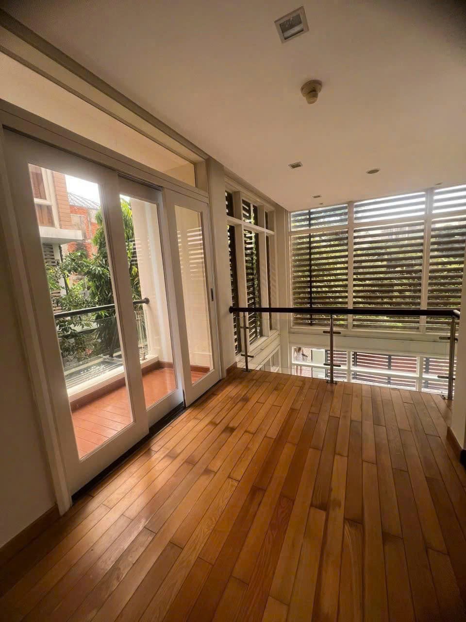 Cho thuê Biệt thự Phường Thảo Điền, Quận 2, Diện tích 240m², Giá 65 Triệu/tháng